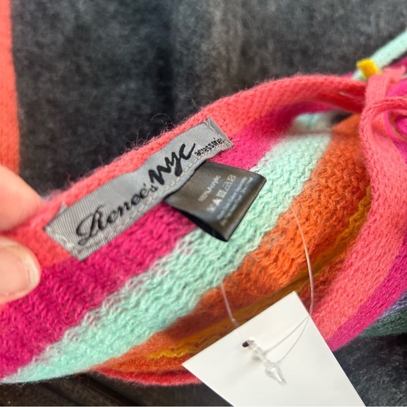 NEW colorful luxe fringe oversized ladies scarf, Renee's NYC Accessories, acryli - Picture 4 of 8